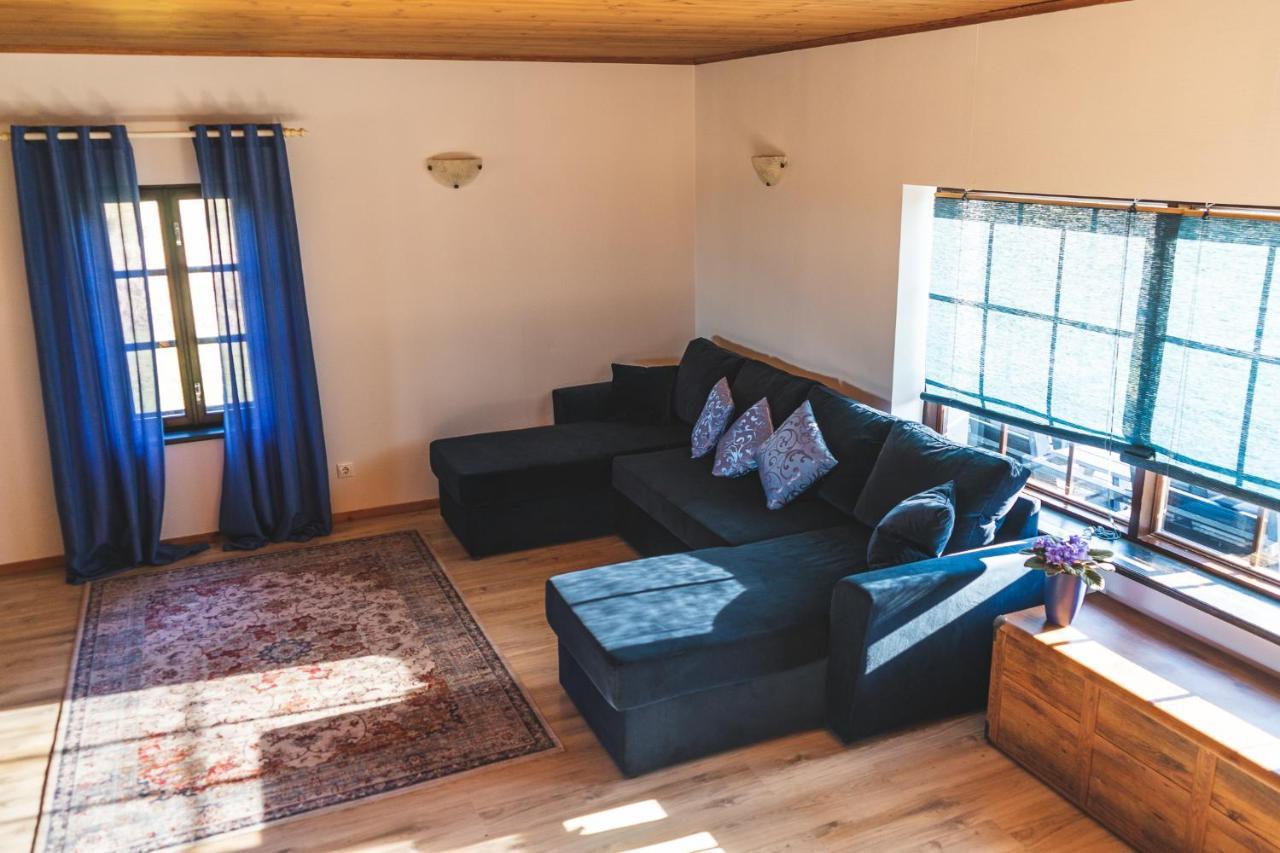 Tiiupesa Guest House Hellamaa  Kültér fotó