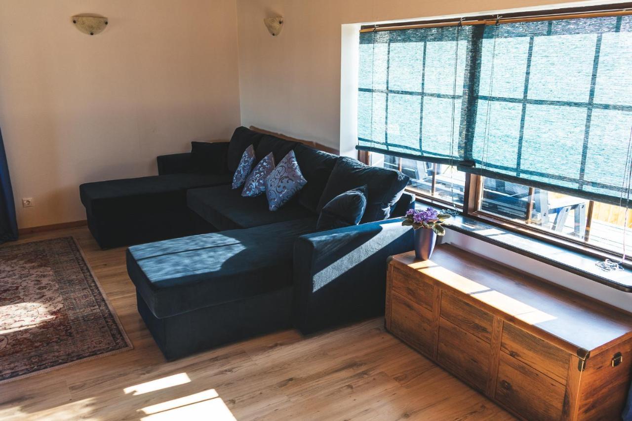 Tiiupesa Guest House Hellamaa  Kültér fotó